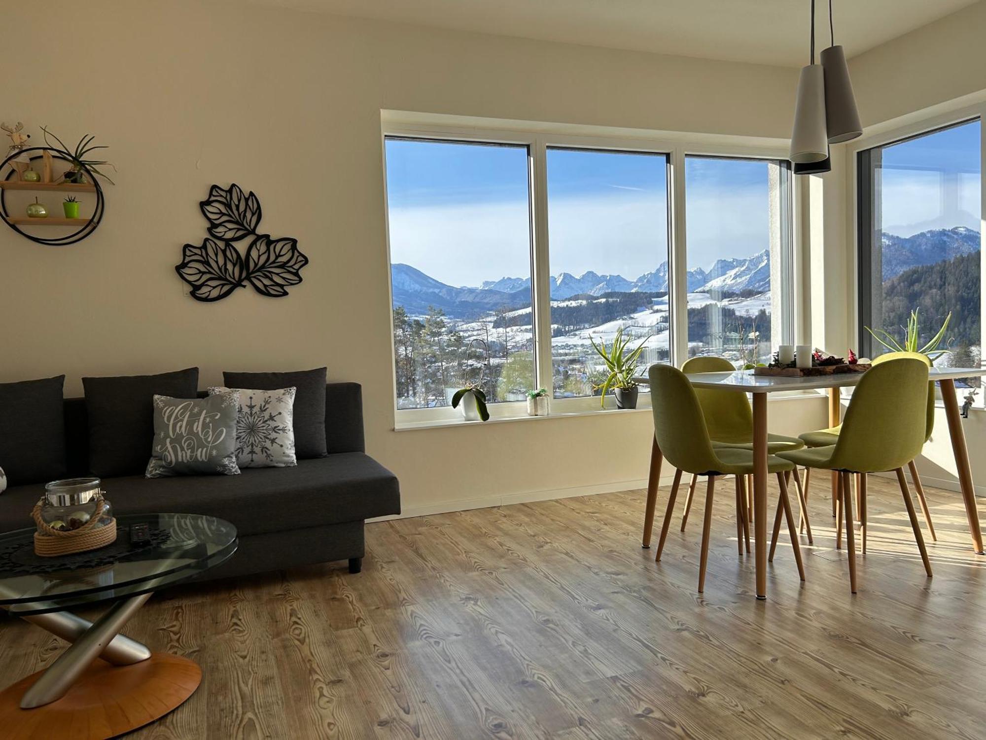 Schoene Ferienwohnung In วินดิชการ์สเทิน ภายนอก รูปภาพ